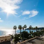 -fronte Mare- Centro Storico شقة
